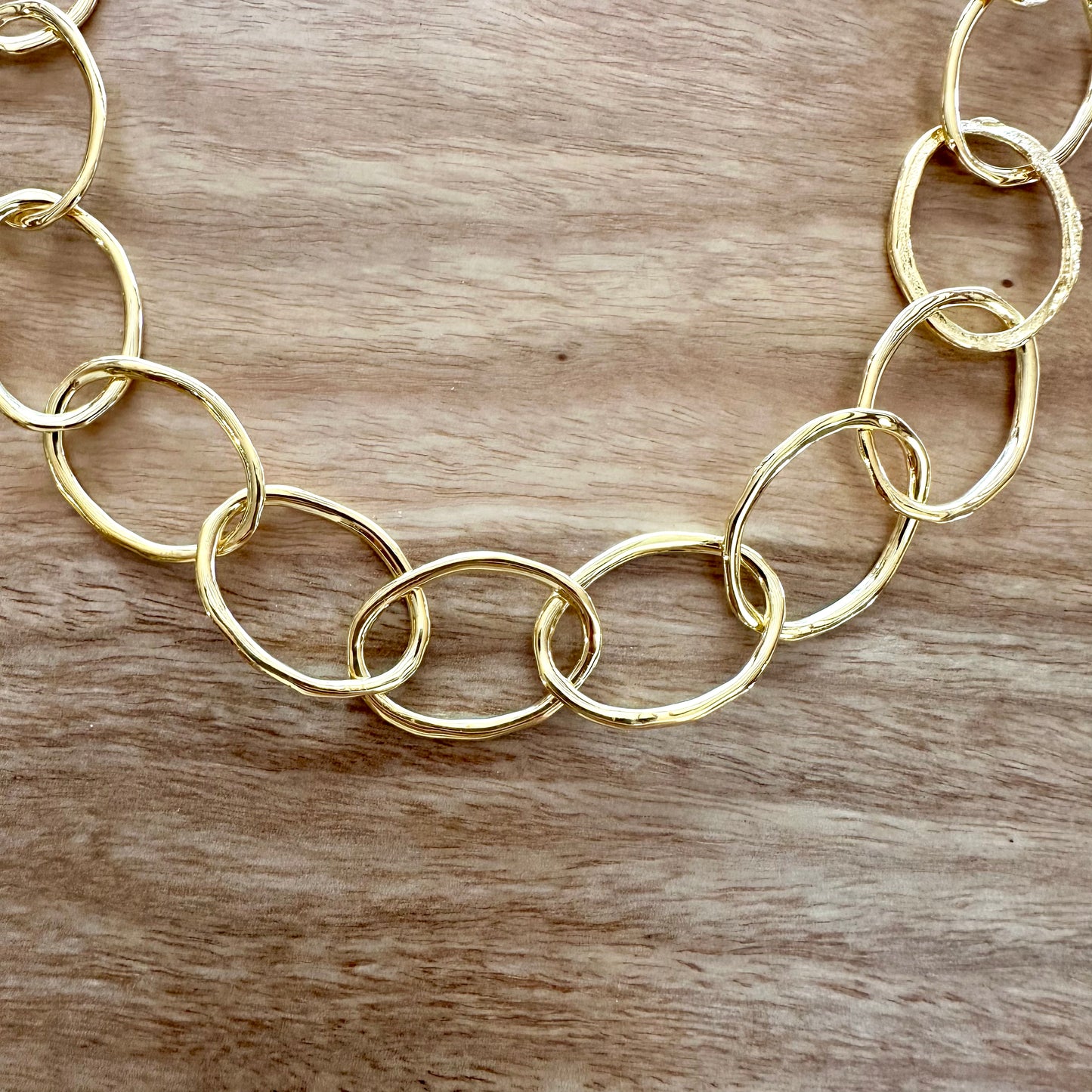 Necklace - Ripples. Gold Finish