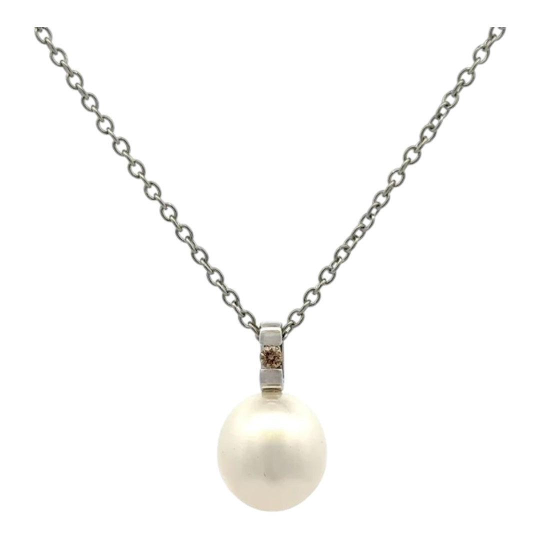 Pendant - Australian South Sea Pearls 9-10mm, 9kt White Gold, 1 Argle Diamond 0.05ct