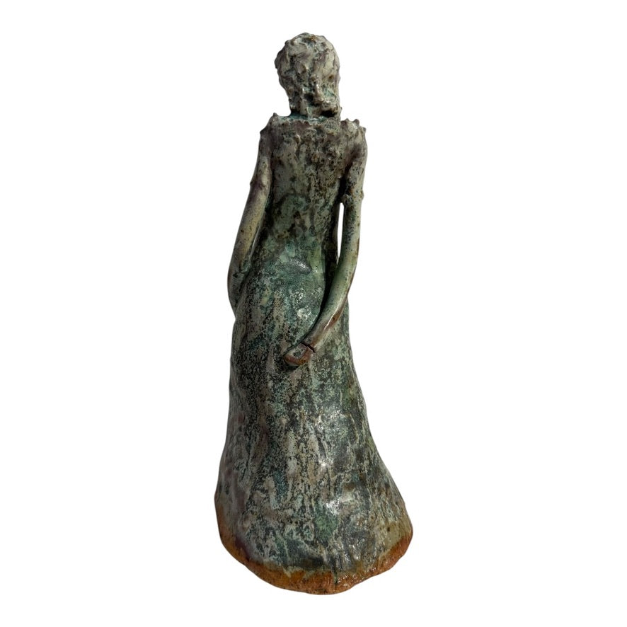 Standing Lady Draped B63