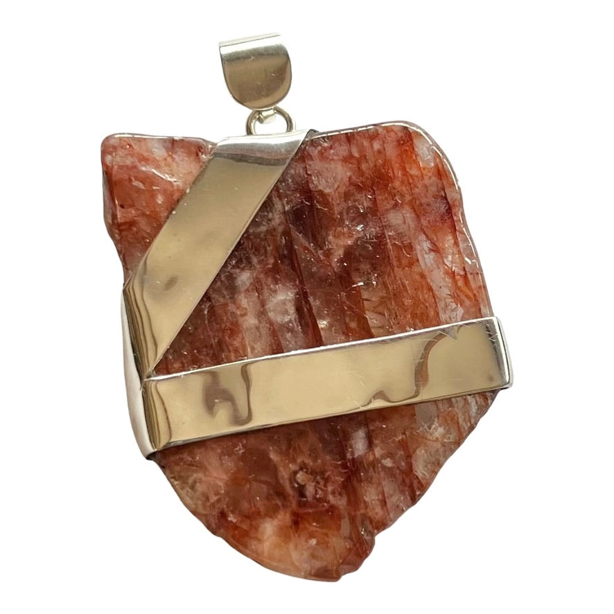 Hemitoyd Quartz Pendant