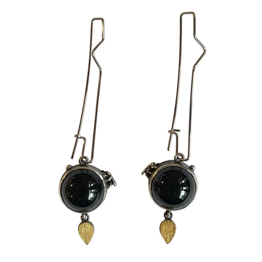 Earrings - Fly on the Wall Onyx