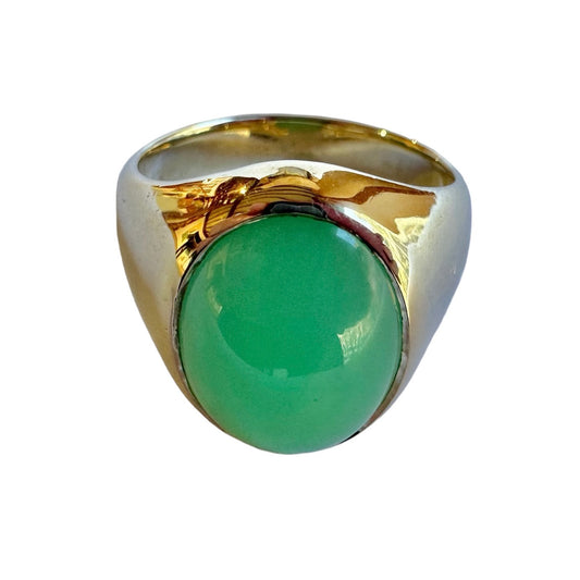 Ring - Dress Ring with Cabochon Chrystoprase